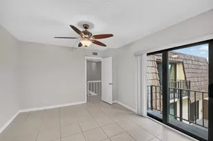744 Springdale Cir, Palm Springs, FL 33461 - Photo 24
