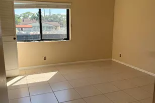 211 Pine HOV Cir, Greenacres, FL 33463 - Photo 8