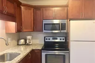 3220 Bayview Dr NE, Fort Lauderdale, FL 33306 - Photo 24