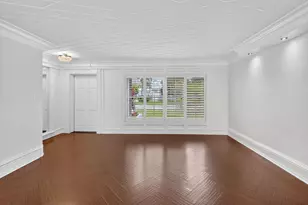 105 NW 8th Pl, Boynton Beach, FL 33426 - Photo 8