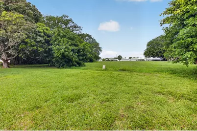 105 NW 8th Place, Boynton Beach, FL 33426 - Photo 18