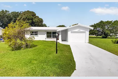 105 NW 8th Place, Boynton Beach, FL 33426 - Photo 1