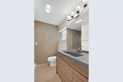105 NW 8th Place, Boynton Beach, FL 33426 - Photo 32