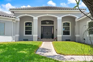 3958 SW 140th Ave, Davie, FL 33330 - Photo 4