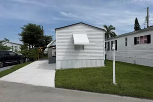8517 SW 17th Ct, Davie, FL 33324 - Photo 1