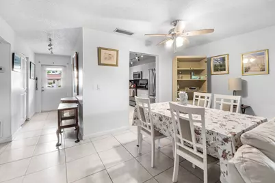 687 Marlboro Oval #A, Lake Worth, FL 33467 - Photo 4