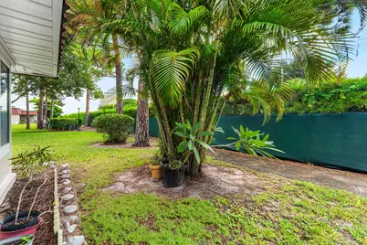 687 Marlboro Oval #A, Lake Worth, FL 33467 - Photo 14