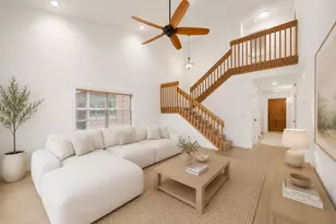 8211 NW 70th St, Tamarac, FL 33321 - Photo 16