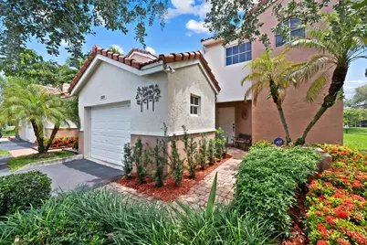 8211 NW 70th Street, Tamarac, FL 33321 - Photo 6