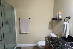 8435 NW 10th St, Plantation, FL 33322 - Photo 10