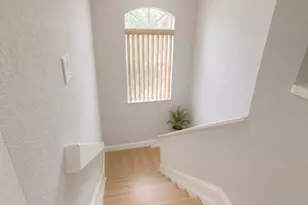 332 NW 107th Ave, Pembroke Pines, FL 33026 - Photo 14
