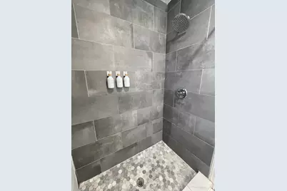 430 NE 1st Avenue #A, Fort Lauderdale, FL 33301 - Photo 8