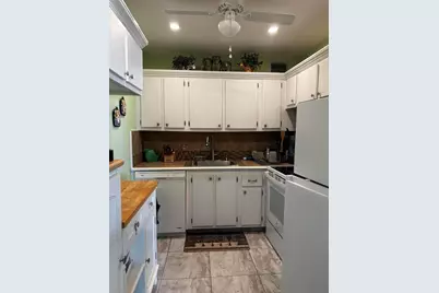 310 Chatham O #310, West Palm Beach, FL 33417 - Photo 1