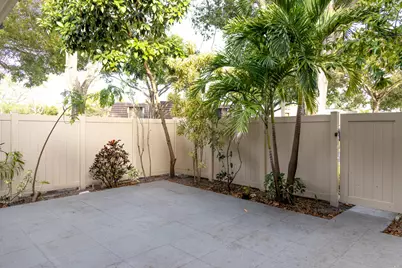 7406 74th Way, West Palm Beach, FL 33407 - Photo 6