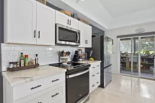 118 Elysium Dr, Royal Palm Beach, FL 33411 - Photo 18