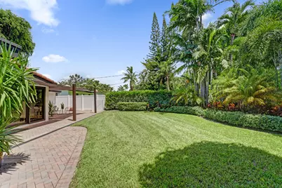 1424 NE 16th Avenue, Fort Lauderdale, FL 33304 - Photo 14