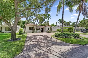 1424 NE 16th Ave, Fort Lauderdale, FL 33304 - Photo 1