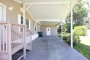 2208 SE 38th Trail, Okeechobee, FL 34974 - Photo 2