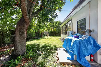 5845 Arthur Street, Hollywood, FL 33021 - Photo 4