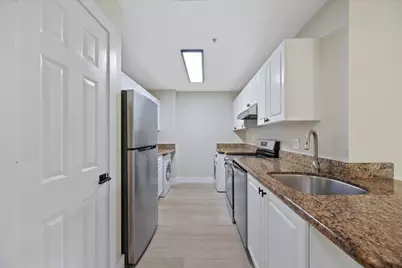 2020 Greenview Shores Boulevard #102, Wellington, FL 33414 - Photo 6