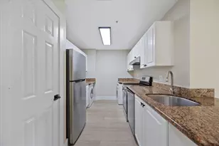 2020 Greenview Shores Blvd, Wellington, FL 33414 - Photo 6