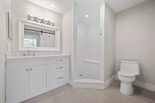 2020 Greenview Shores Blvd, Wellington, FL 33414 - Photo 10