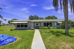 832 High Point Dr W, Delray Beach, FL 33445 - Photo 2