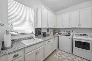 9368 Cantal Cir E, Parkland, FL 33076 - Photo 36