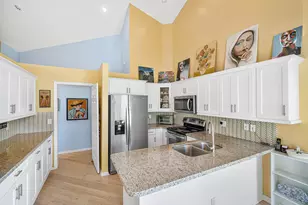 17045 Ryton Ln, Boca Raton, FL 33496 - Photo 8