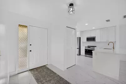 320 Elmira Court, Royal Palm Beach, FL 33411 - Photo 4