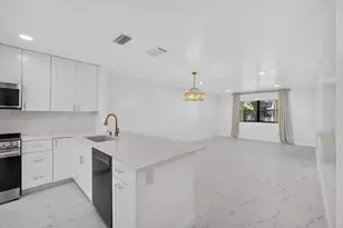 320 Elmira Ct, Royal Palm Beach, FL 33411 - Photo 12