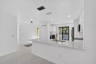 320 Elmira Ct, Royal Palm Beach, FL 33411 - Photo 8