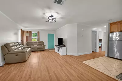 741 23rd Avenue SW, Vero Beach, FL 32962 - Photo 4