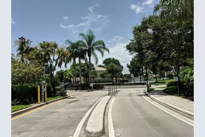 4814 NW 58th Manor, Coconut Creek, FL 33073 - Photo 2