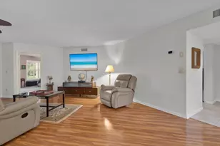6050 SE Martinique Dr, Stuart, FL 34997 - Photo 28