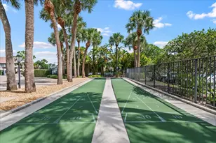 3323 Lucerne Park Dr, Greenacres, FL 33467 - Photo 36