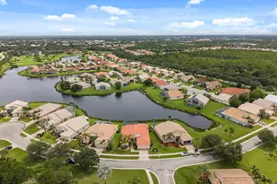 412 NW Aqua Vista Ln, Port Saint Lucie, FL 34986 - Photo 10