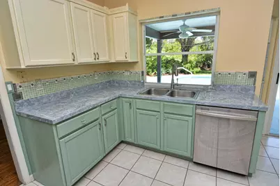 900 NW Waterlily Place, Jensen Beach, FL 34957 - Photo 18