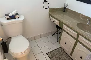 4050 NW 42nd Ave, Lauderdale Lakes, FL 33319 - Photo 12
