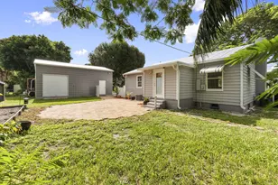 1126 Pine Ave, Fort Pierce, FL 34982 - Photo 12