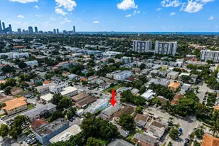 2033 SW 5th St, Miami, FL 33135 - Photo 12