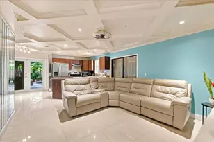 1430 SW 88th Way, Pembroke Pines, FL 33025 - Photo 6
