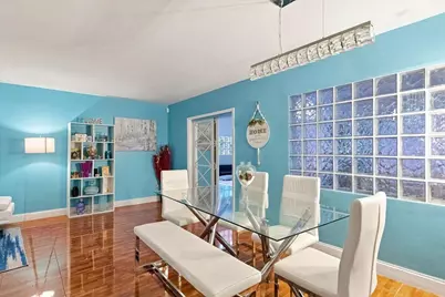 1430 SW 88th Way, Pembroke Pines, FL 33025 - Photo 2