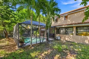 1430 SW 88th Way, Pembroke Pines, FL 33025 - Photo 32