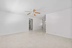 211 Sunrise Ave, Lantana, FL 33460 - Photo 8