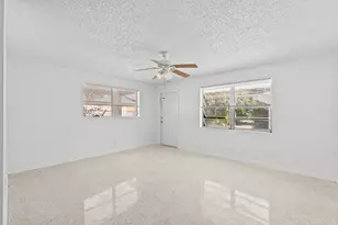 211 Sunrise Ave, Lantana, FL 33460 - Photo 10