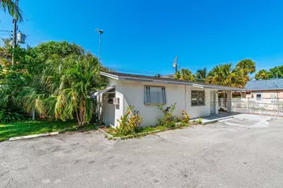 211 Sunrise Avenue #5, Lantana, FL 33460 - Photo 2