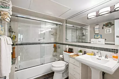 1920 NE 1st Terrace #212H, Wilton Manors, FL 33305 - Photo 10