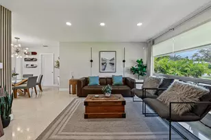 4795 NE 18th Ave, Oakland Park, FL 33334 - Photo 10