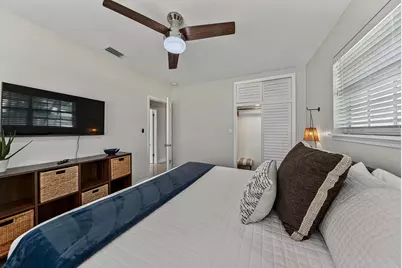 4795 NE 18th Avenue, Oakland Park, FL 33334 - Photo 44